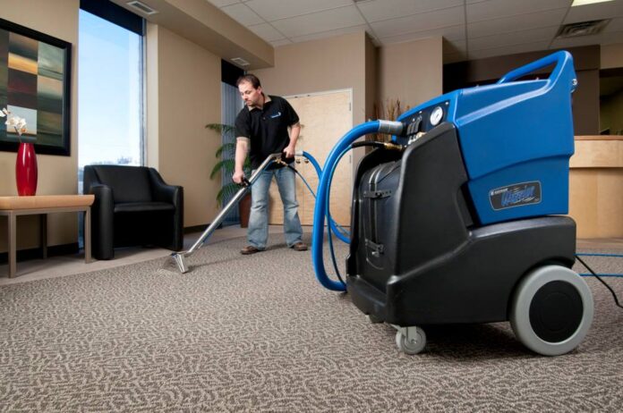 Commercial Cleaning Machines